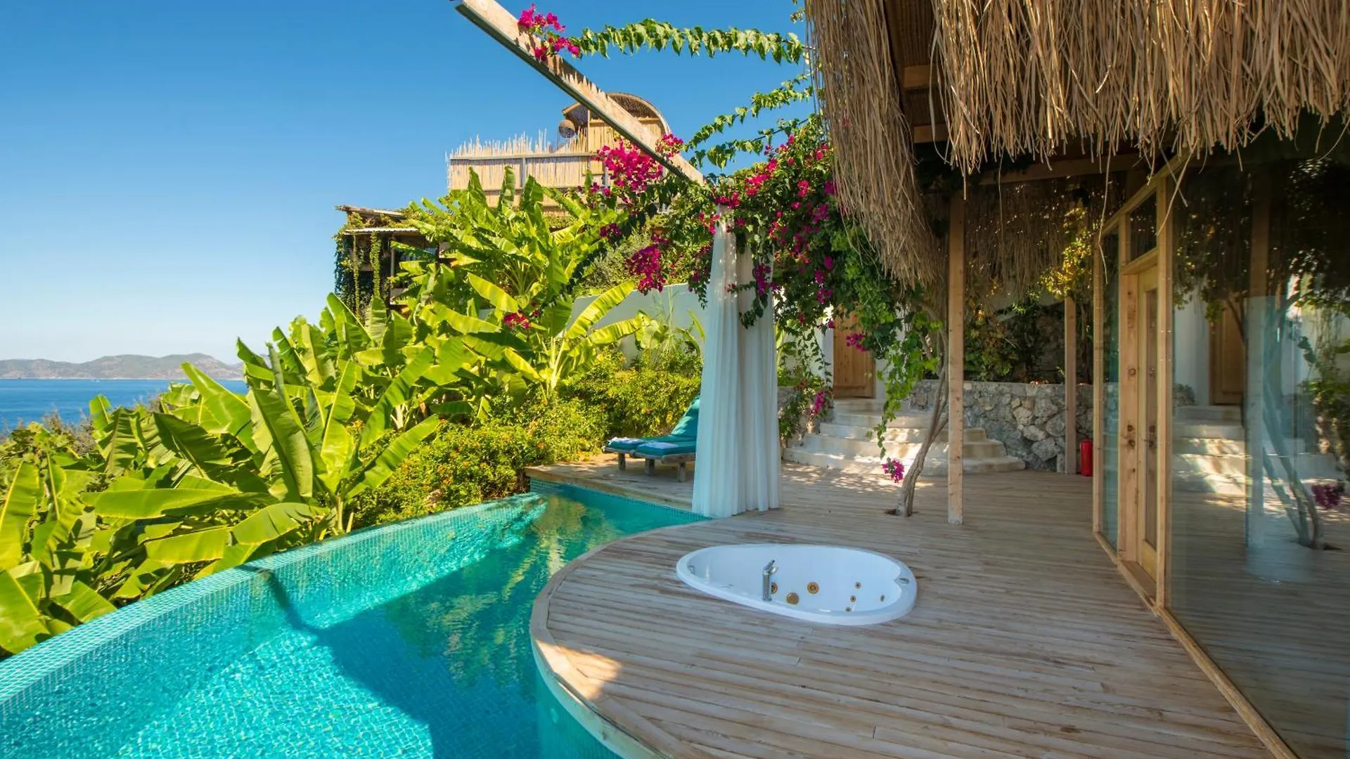 Hotel Seaview Faralya Camping